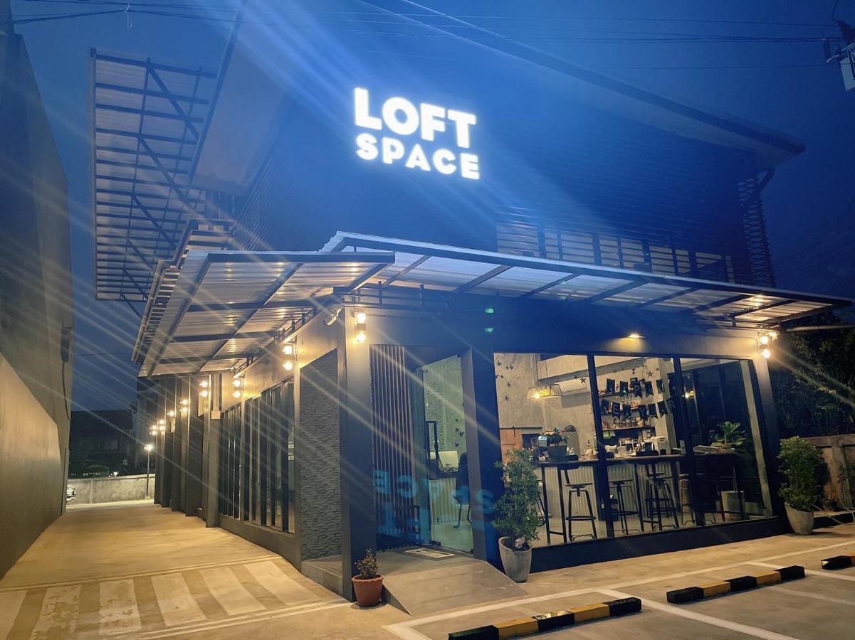 Loft Space Hotel Ранонг Екстер'єр фото