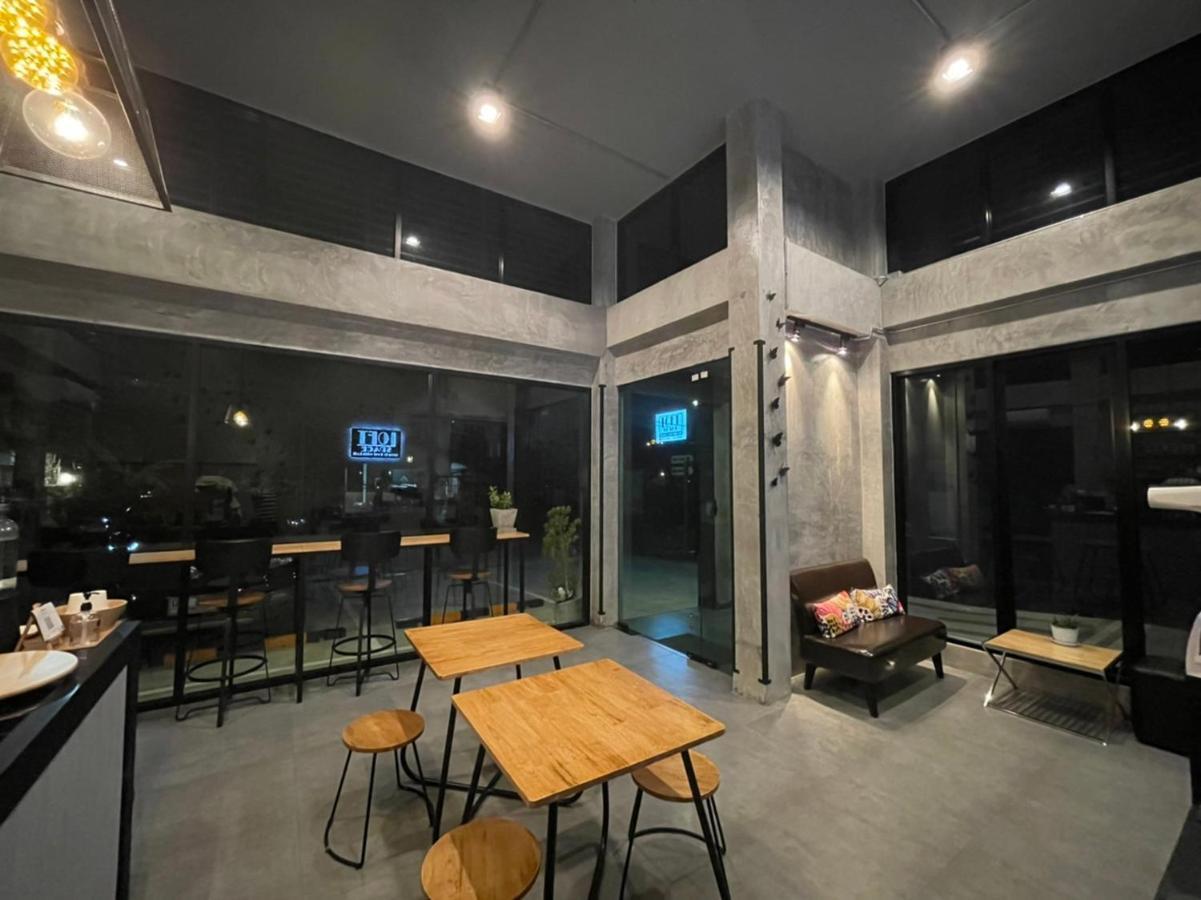 Loft Space Hotel Ранонг Екстер'єр фото