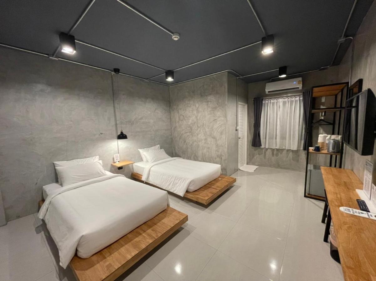 Loft Space Hotel Ранонг Екстер'єр фото